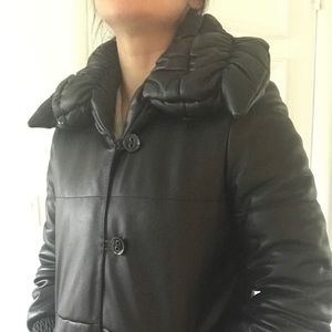 Elegant and Mint!!! Softest leather quilted coat